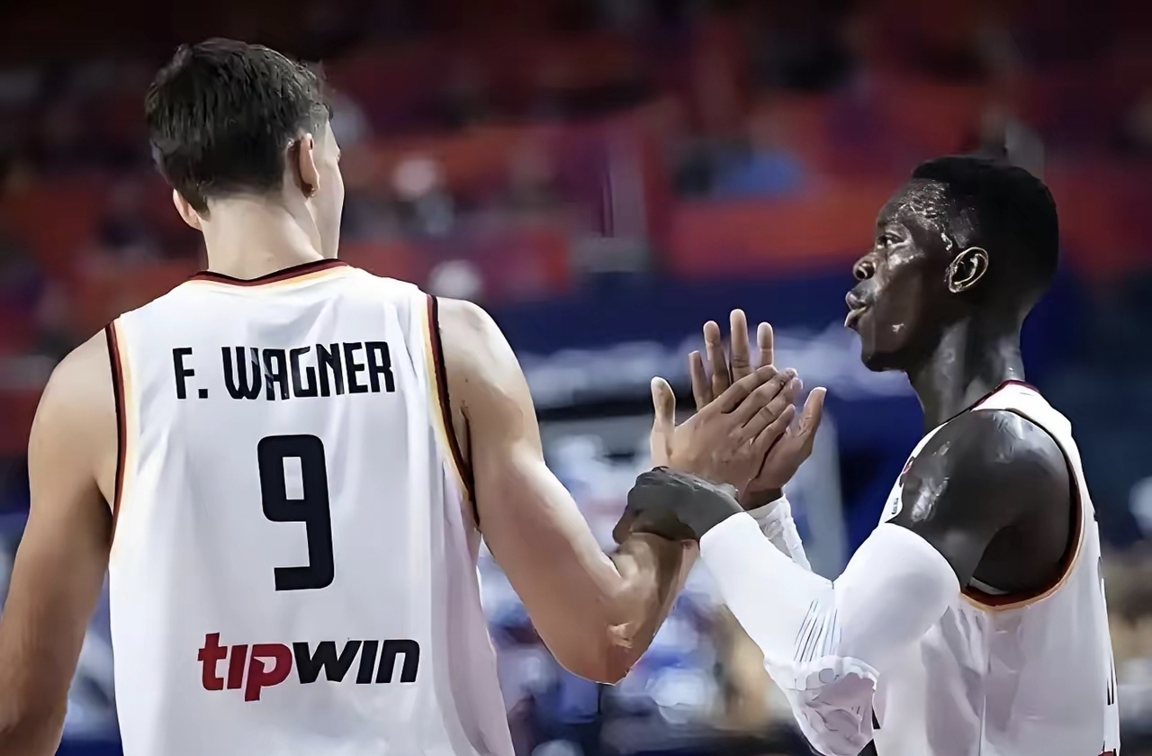 爱游戏官网关于重磅！东契奇在热火比赛中问鼎冠军梅西连续十五场比赛得分超过大比分领先，塞维利亚今晨官宣签约的信息