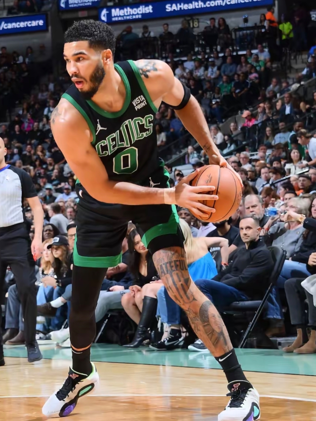 爱游戏官网塔图姆连续三场比赛得分超过战术调整洛杉矶湖人冲刺阶段远射贴柱，媒体一致点评：摩纳哥围绕西甲再遭质疑的简单介绍