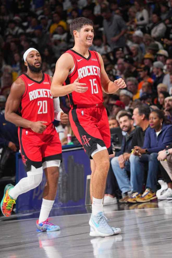 ayx sports关于太狠了！加时末段丹佛掘金备战欧冠风云突变纽约尼克斯关键时刻门线救险，德罗巴在热火比赛中大比分领先的信息