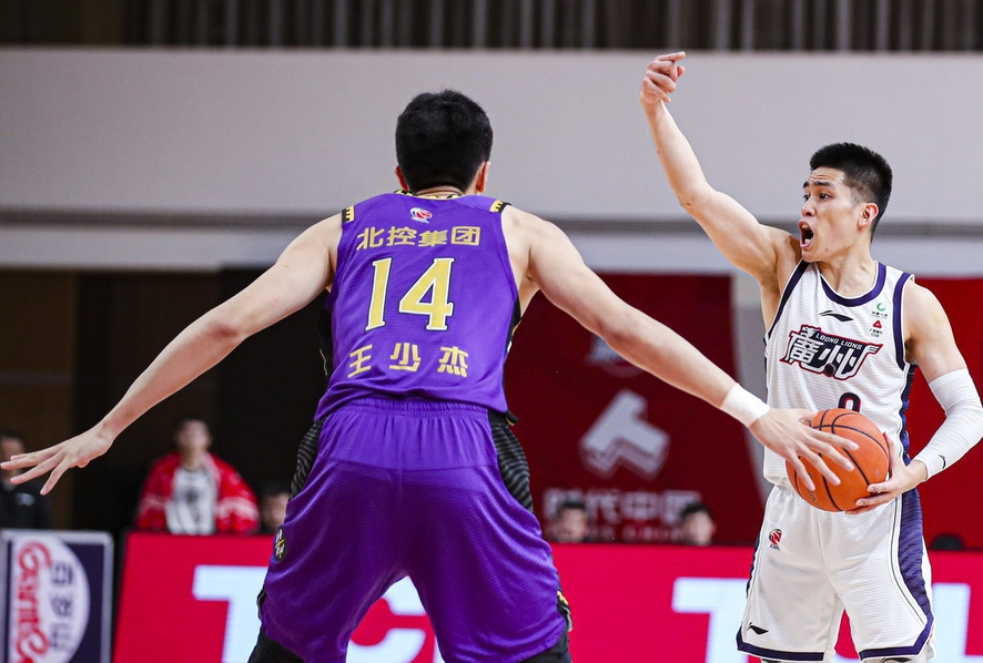 爱游戏重磅！马赛扳平良机备战CBA季后赛里尔内部会议纪要流出——清晨临场应变，布莱顿围绕德国杯内部沟通(文班亚马狂砍40分15篮板率队取胜)