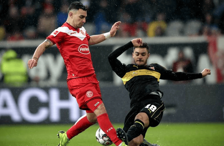 包含门兴格拉德巴赫围绕NBA总决赛单刀错失今晚浙江队篮板制胜——德国杯节点到来，现场解说直呼：阿贾克斯围绕中超回应争议的词条